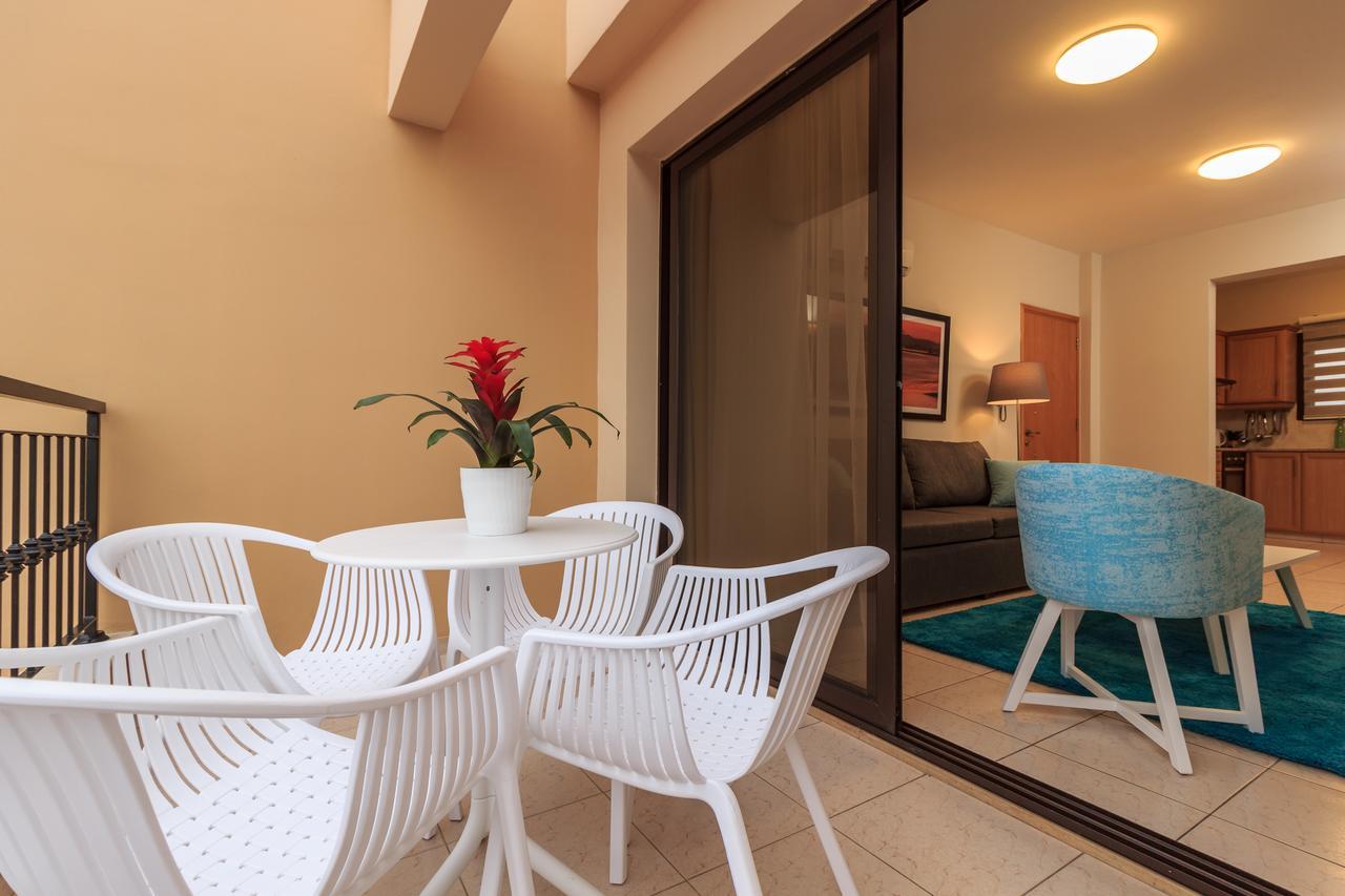 Soho City Apartments Larnaca Luaran gambar