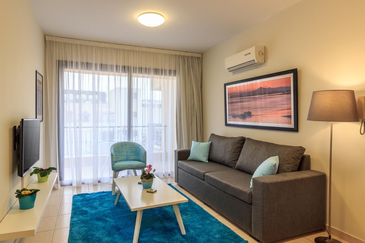 Soho City Apartments Larnaca Luaran gambar