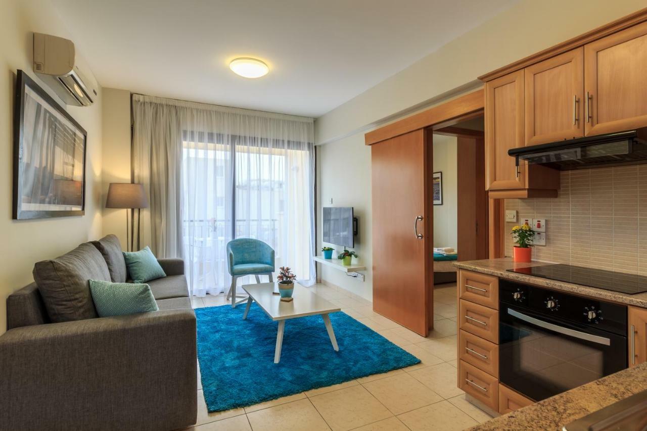Soho City Apartments Larnaca Bilik gambar